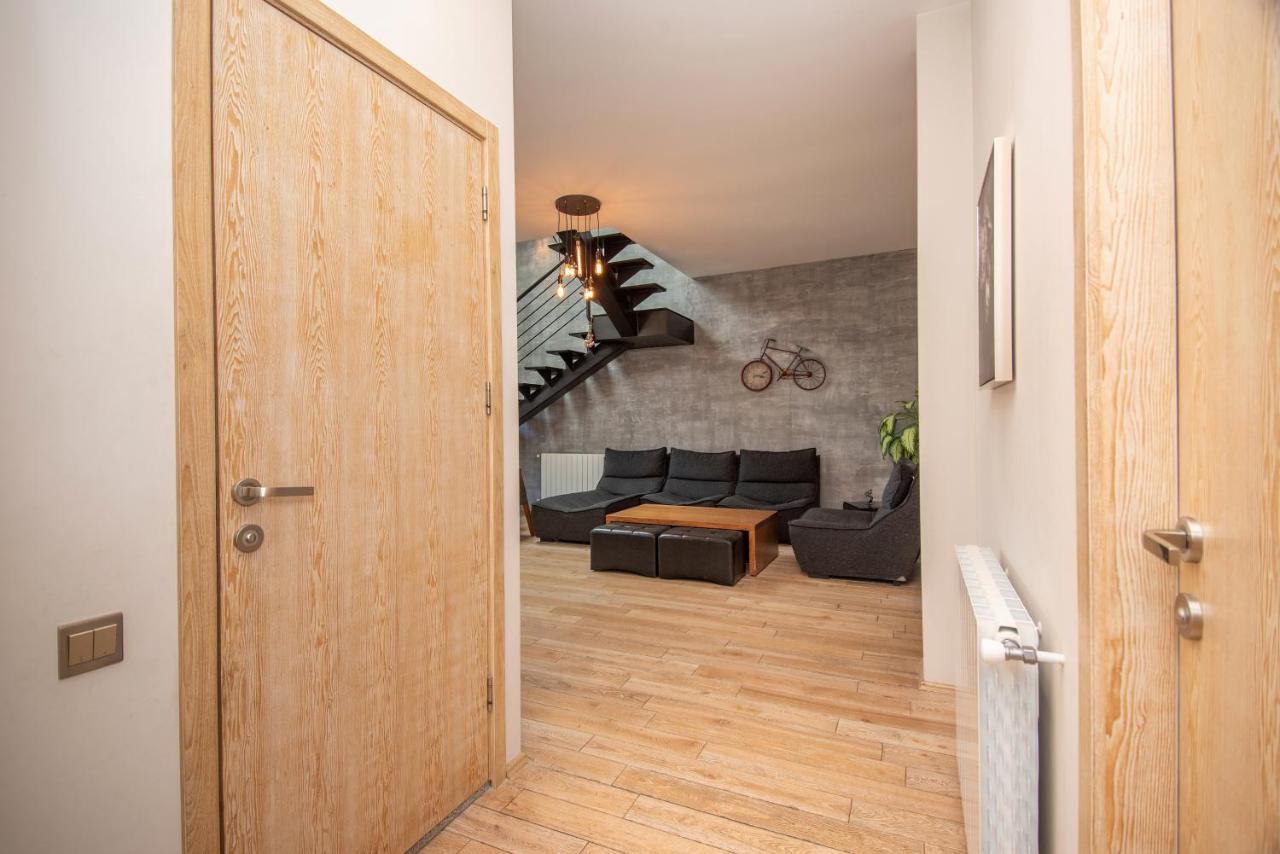 Luxury 4 Bedroom Apartment #1 In The City Center Of Tbilisi Bagian luar foto