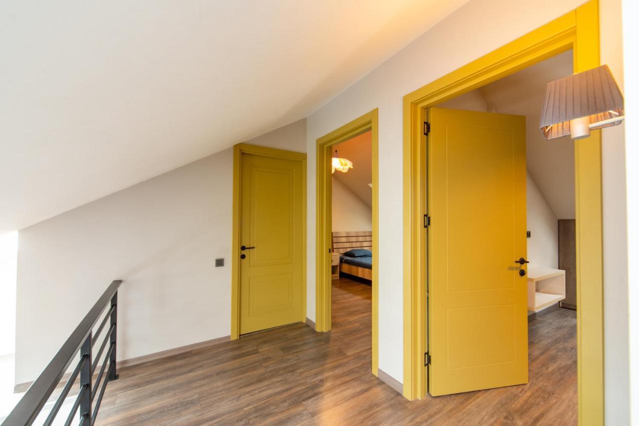 Luxury 4 Bedroom Apartment #1 In The City Center Of Tbilisi Bagian luar foto