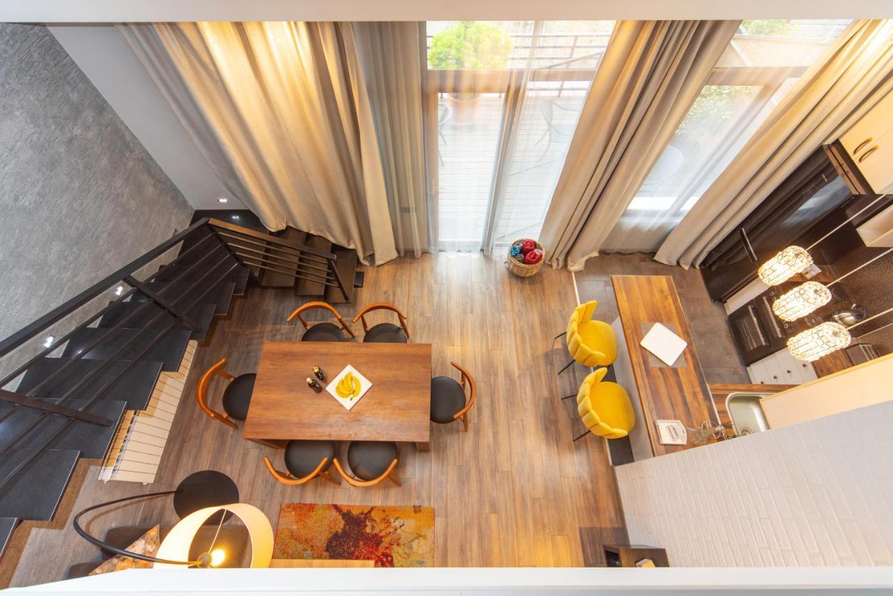 Luxury 4 Bedroom Apartment #1 In The City Center Of Tbilisi Bagian luar foto