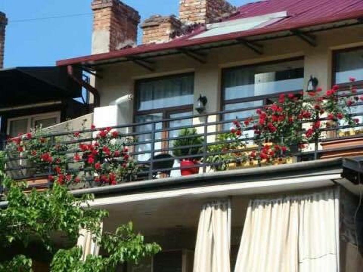 Luxury 4 Bedroom Apartment #1 In The City Center Of Tbilisi Bagian luar foto
